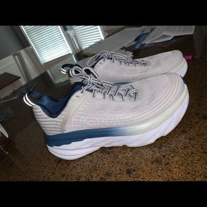 Hoka One One Bondi 6 shoes